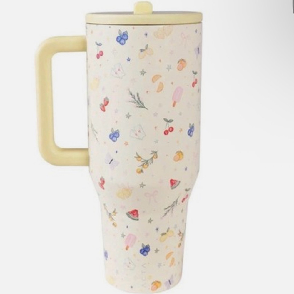 ISO: HydroJug Tori Halford x ACTA Berries & Cream 40 oz. Traveler Tumbler